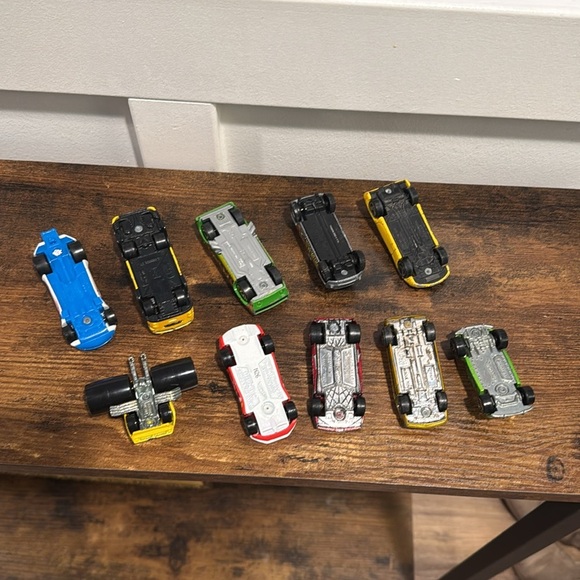 Bundle of 10 Hotwheels / unbranded From year early 2000's - Picture 6 of 8